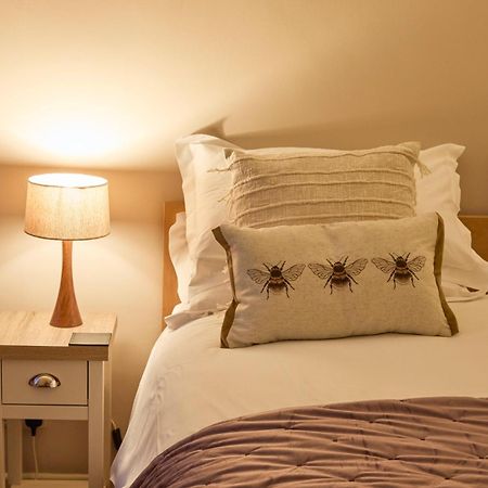 Hunters Lodge Inn توتنس المظهر الخارجي الصورة