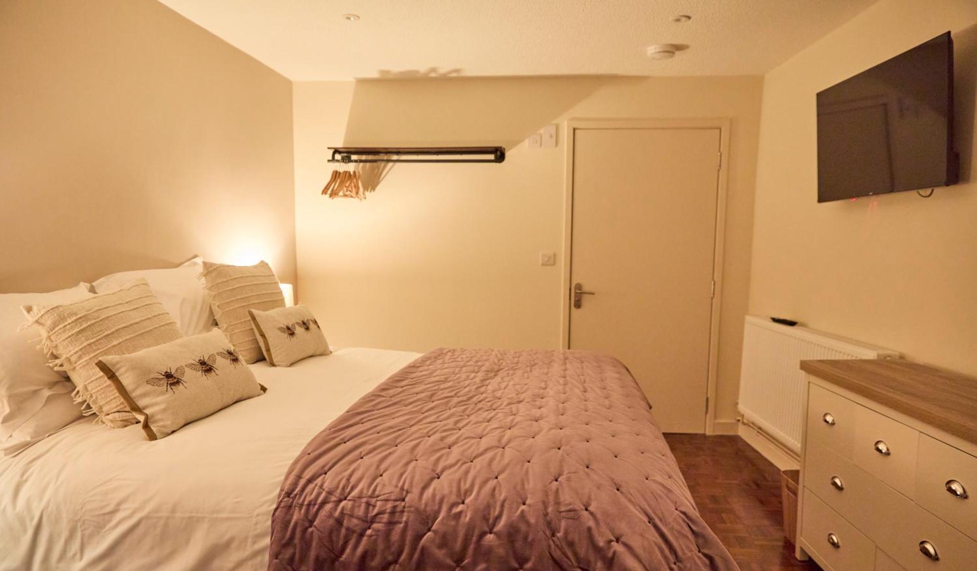 Hunters Lodge Inn توتنس المظهر الخارجي الصورة